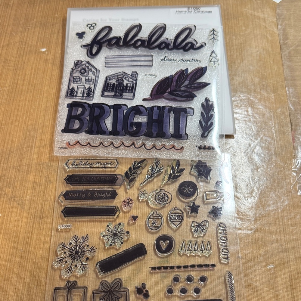 Bright Holiday Stamp Set in Purple